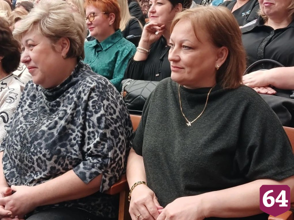 Володин назвал темой номер один оплату труда в селах Саратовской области 